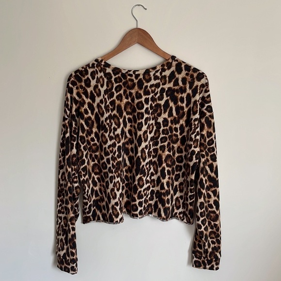 Antistar Leopard Crop Long Sleeve - Picture 3 of 4